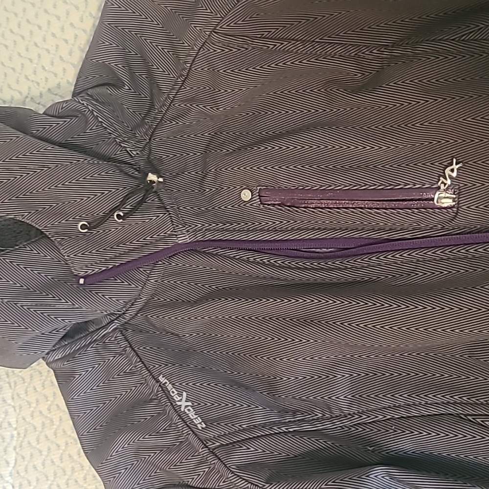 Jacket - Picture 3 of 4